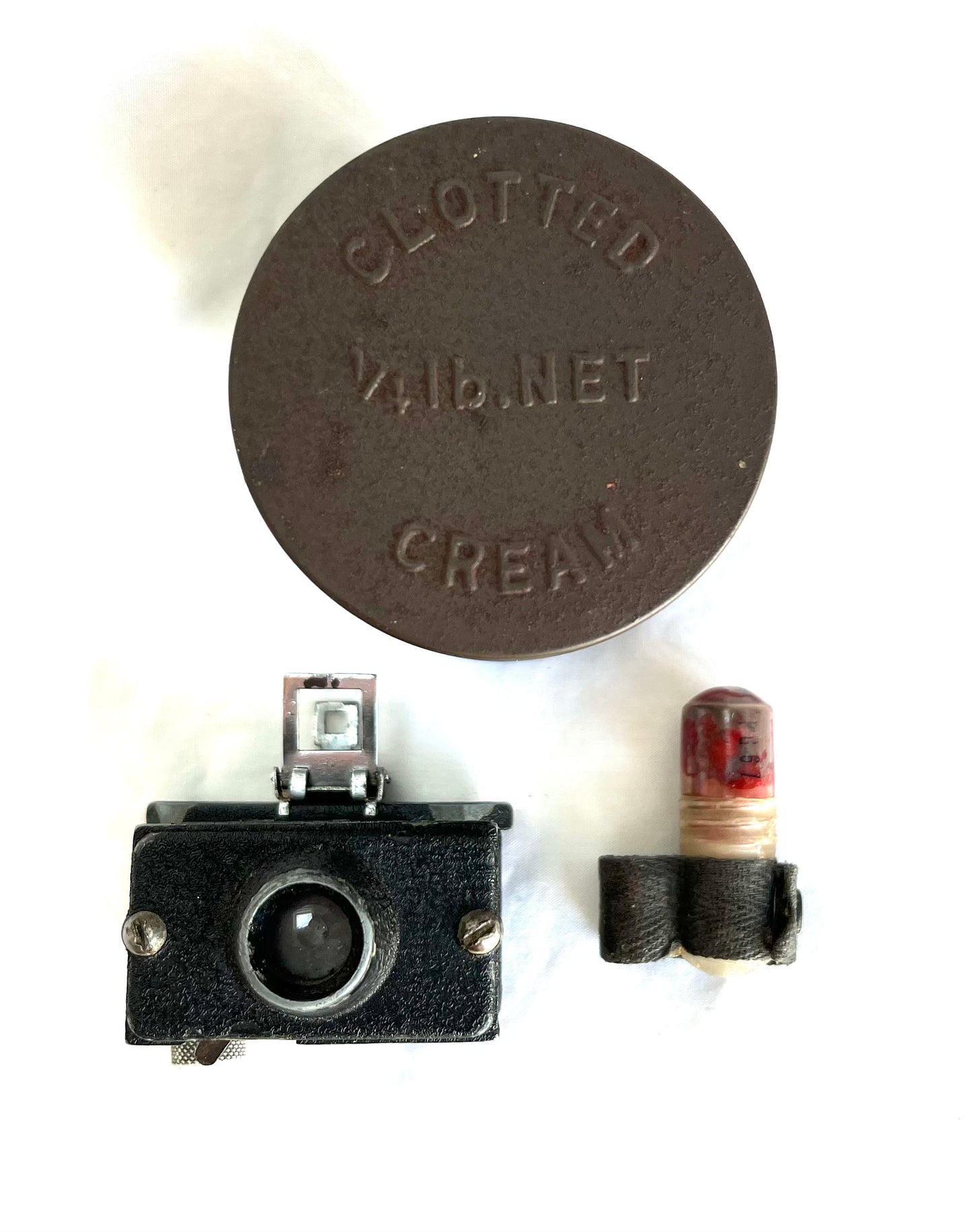 WW2 SOE Merlin Spy Camera with Film and Pigeon Leg Film Container hidden in Tin of Clotted Cream