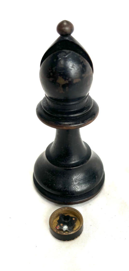 WW2 SOE/Escape & Evasion Chess piece with hidden compass.