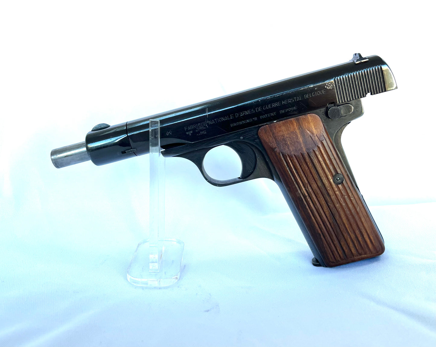 Deactivated Nazi Luftwaffe Browning FN1922 pistol. Matching Serial numbers