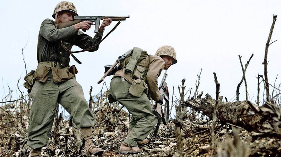Deactivated WW2 Thompson Sub Machine Gun M1A1 - The 'Tommy' Gun.