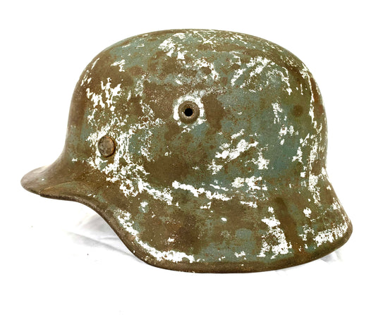 WW2 German M40 Winter Camouflage Battle Recovered Helmet Soldier Named with Liner and maker mark.