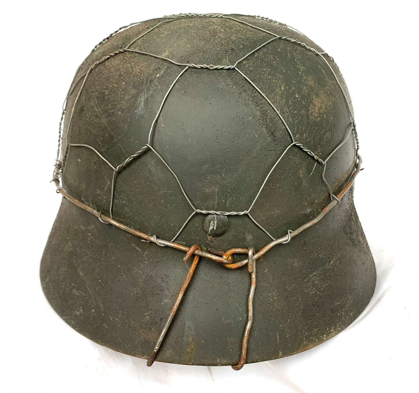 WW2 German M40 Helmet with Chicken wire