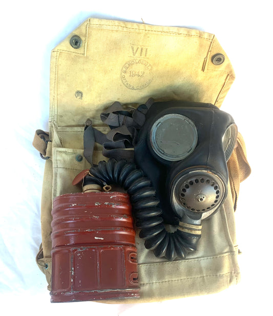 WW2 Canadian Gas Mask and Bag includes Dog Tag dated 1942