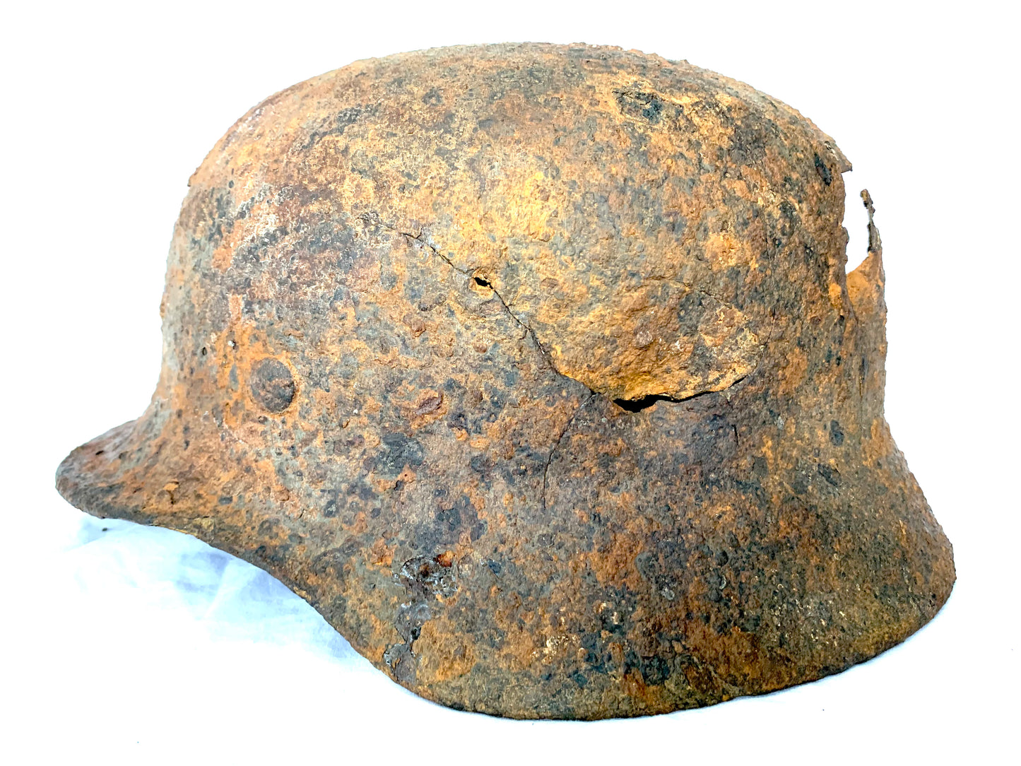 WW2 German M40 Battle Damaged Helmet recovered from the Eastern Front.