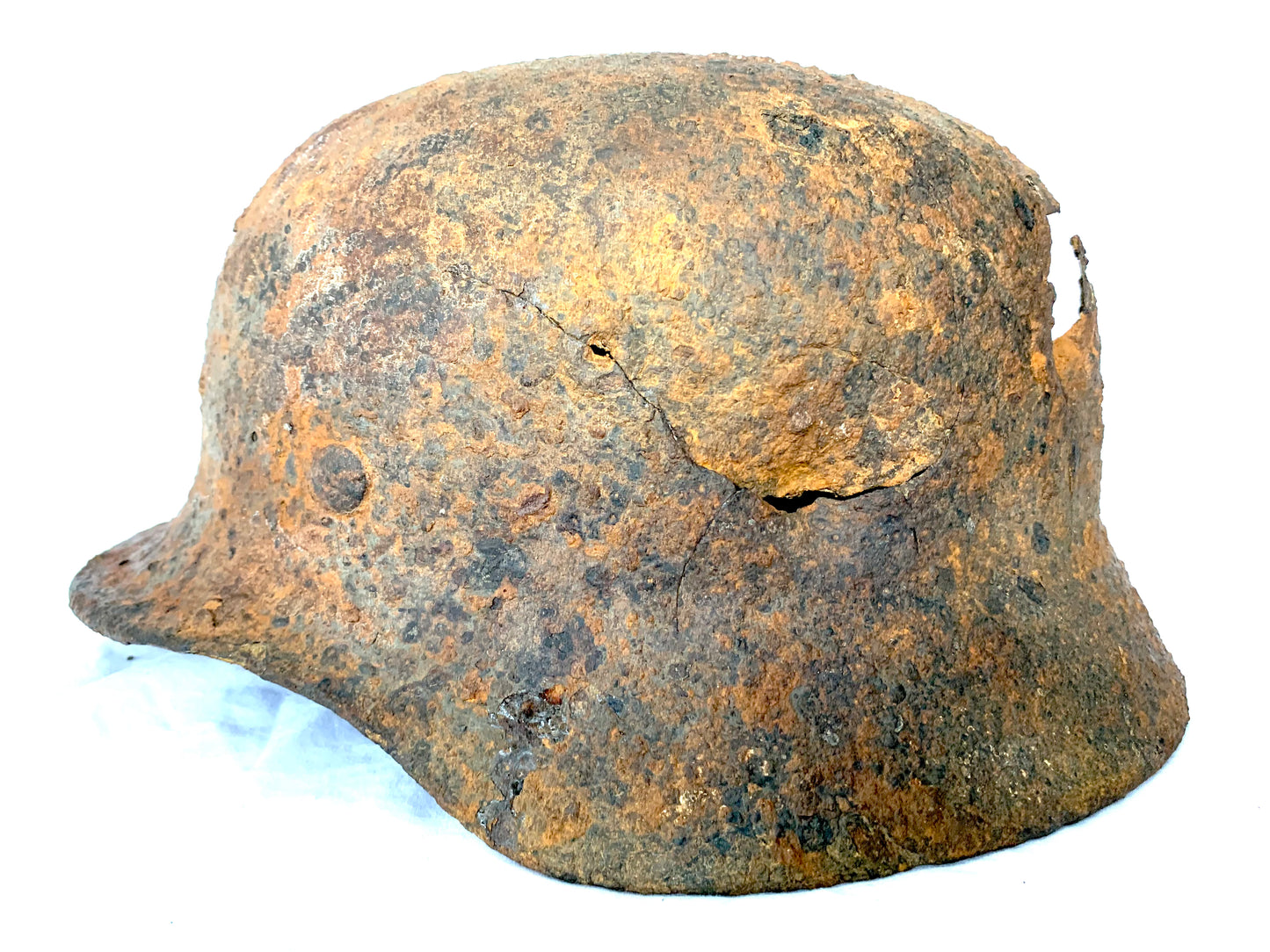 WW2 German M40 Battle Damaged Helmet recovered from the Eastern Front.