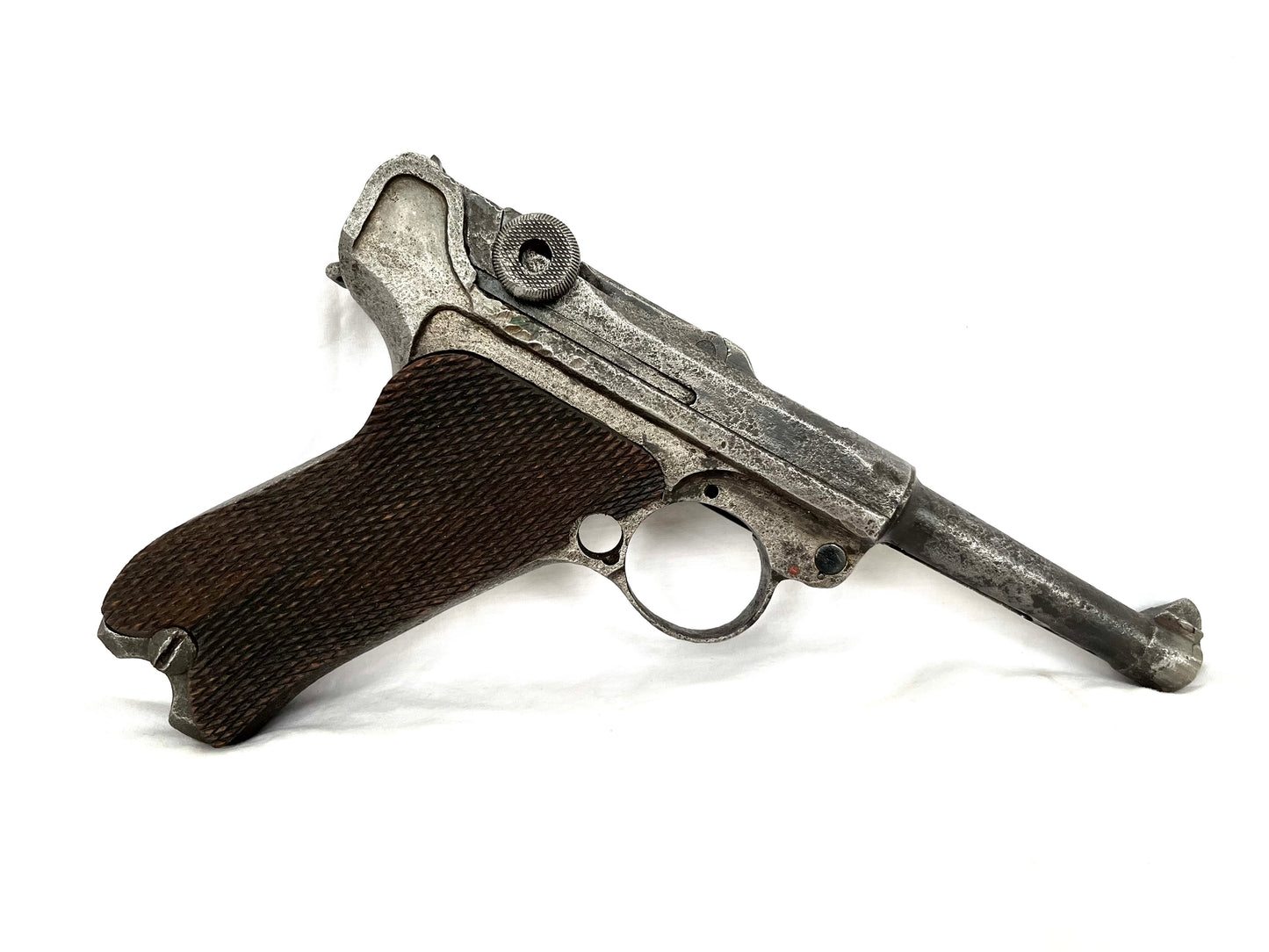 Deactivated Luger P08 - dated 1909 made by DWM - SN 3021