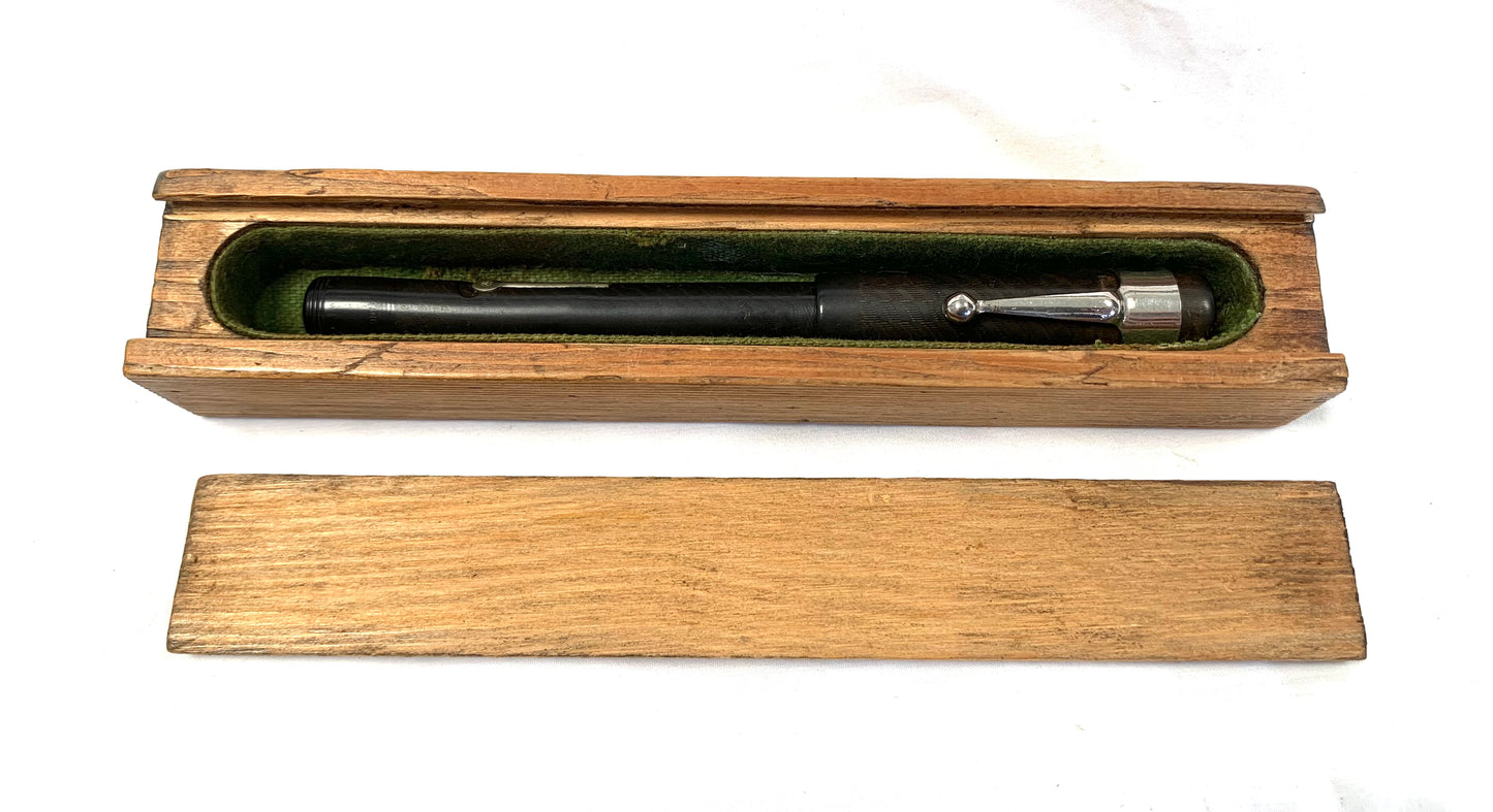 WW2 SOE Operatives Boxed Fountain Pen with concealed Dagger and  Compass