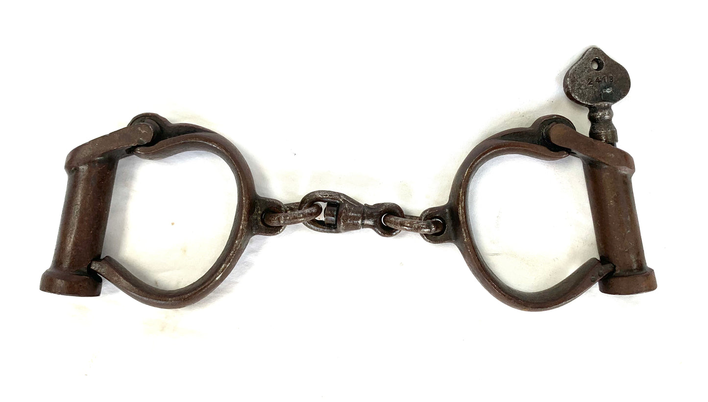 WW2 British Handcuffs dated 1945 with Key.