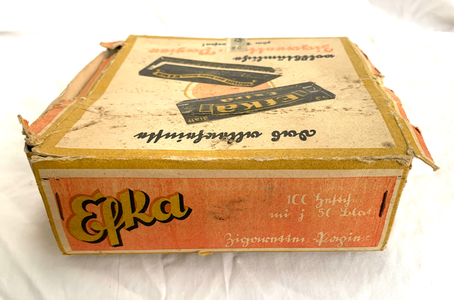 WW2 German Efka Cigarette Paper Box and 1 Packet of Papers - marked ‘Only for Wehrmacht’