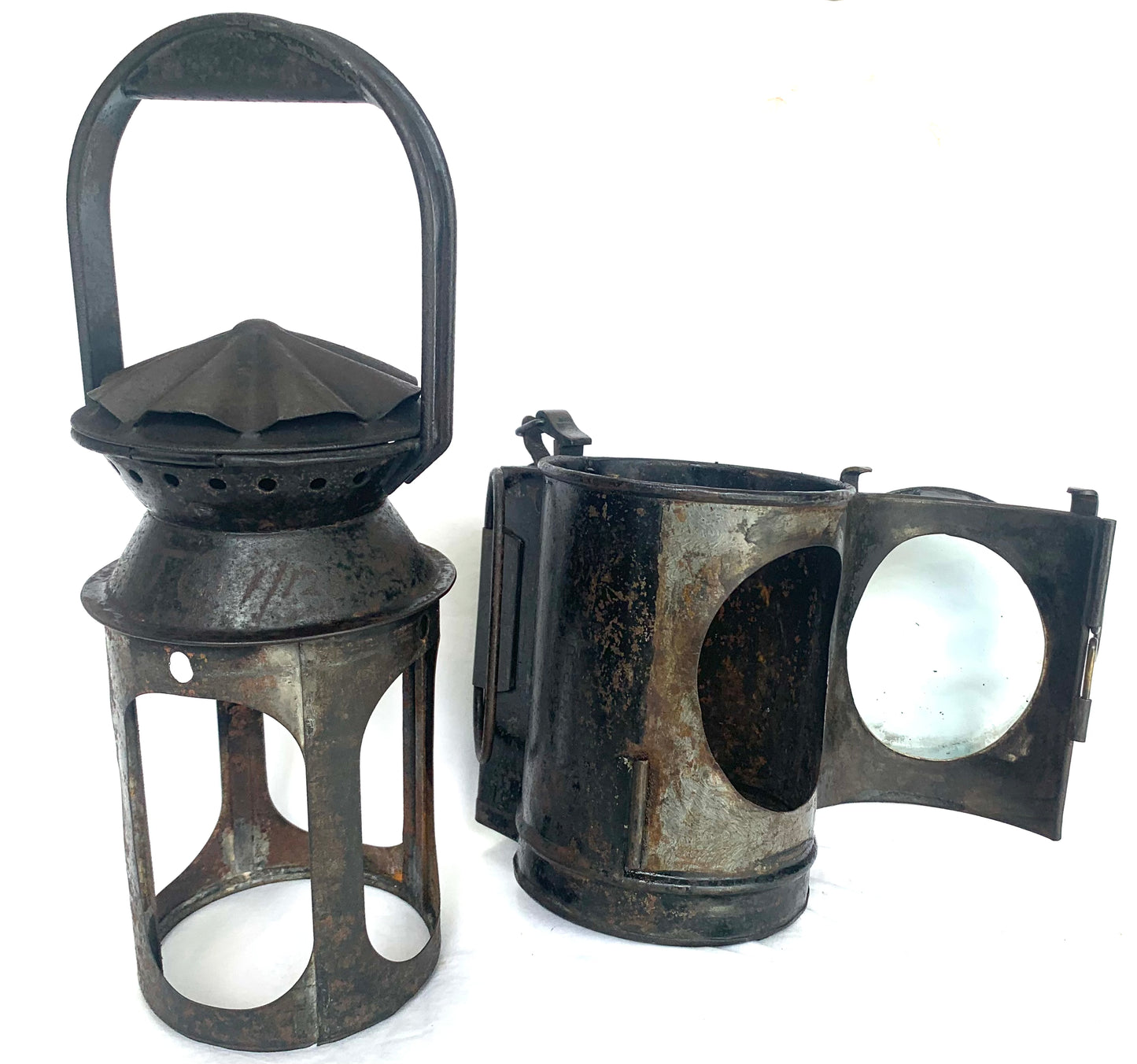 WW2 British Railway Lamp dated 1939 made by T. E. Blaydon.