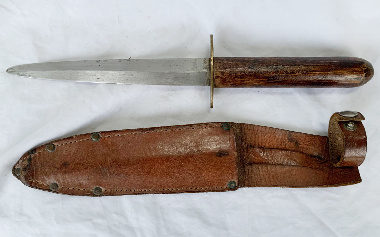 WW2 Fighting Knife owned by Captain Ken Barker 44 Rhodesian Squadron - 30 Missions to Europe.