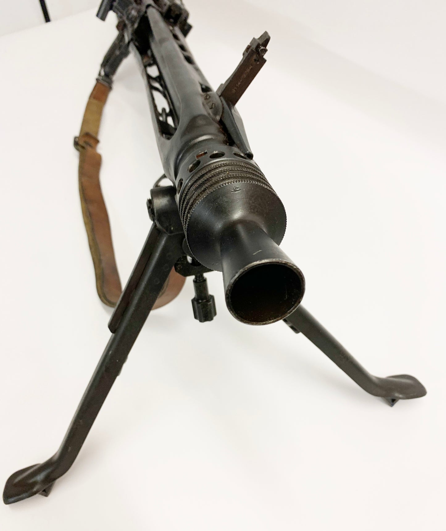 Deactivated MG53 General Purpose Machine Gun with FREE original Sling.