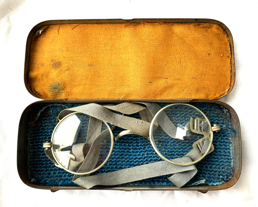 WW2 German Gas Mask Spectacles named to soldier